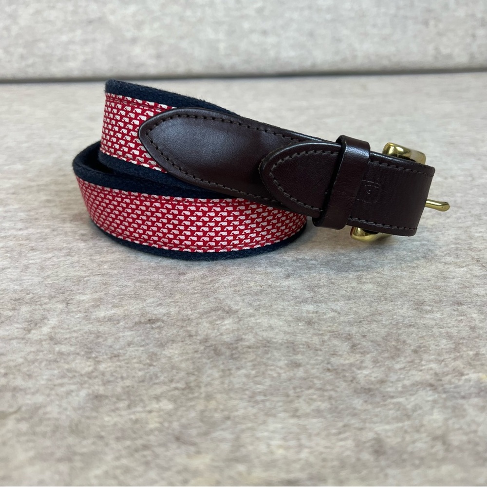 Vineyard Vine Stylish Red and Navy Blue Men's Canvas Club Belt